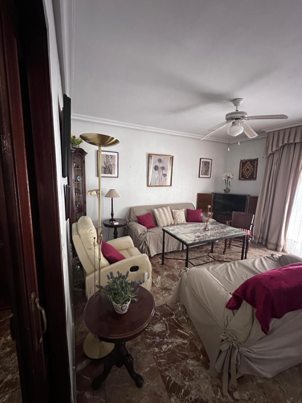 Amplio Apartamento Plaza Nueva เซบีญา ภายนอก รูปภาพ