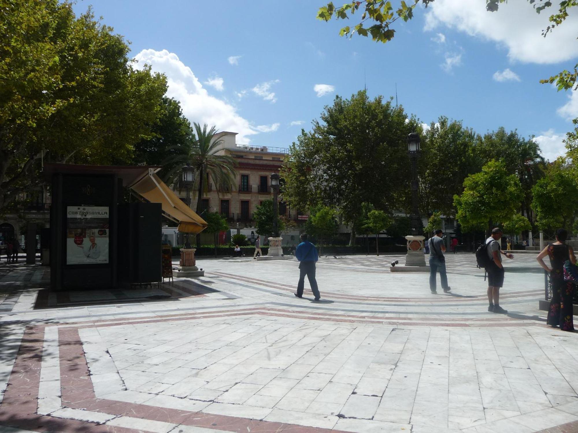 Amplio Apartamento Plaza Nueva เซบีญา ภายนอก รูปภาพ