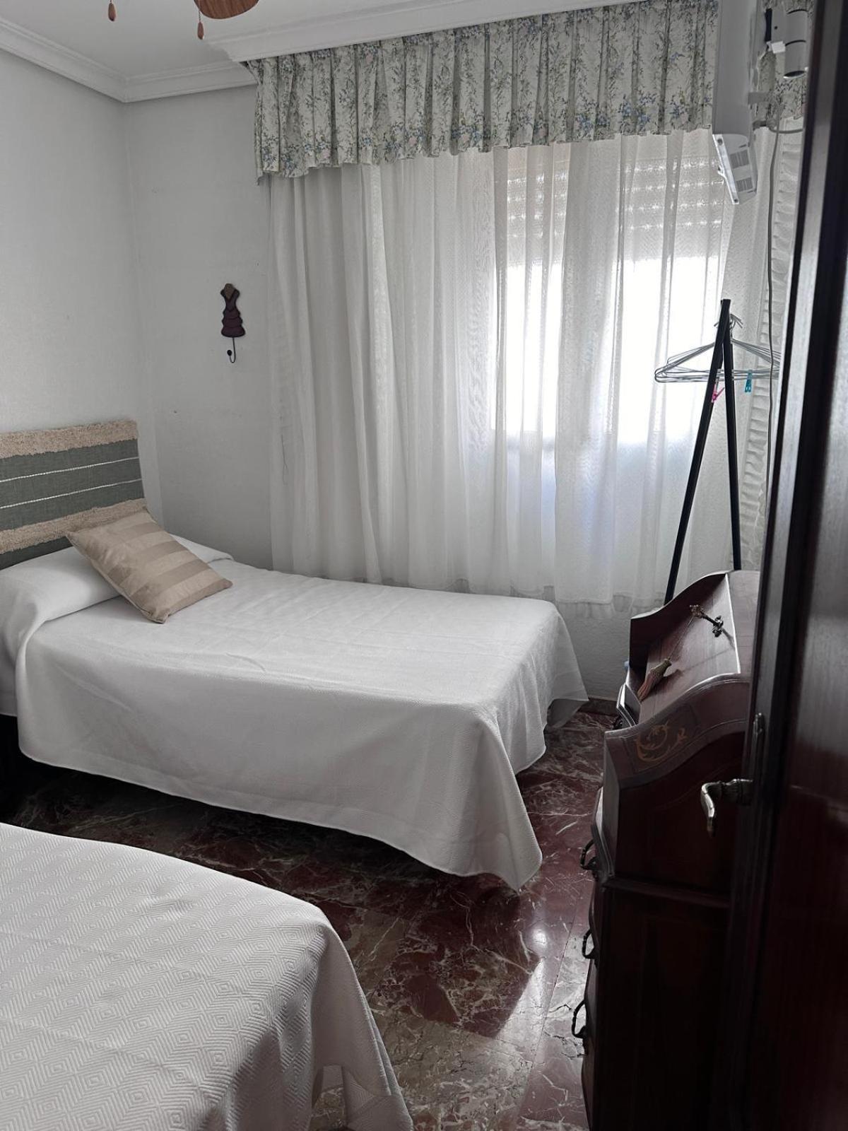 Amplio Apartamento Plaza Nueva เซบีญา ภายนอก รูปภาพ