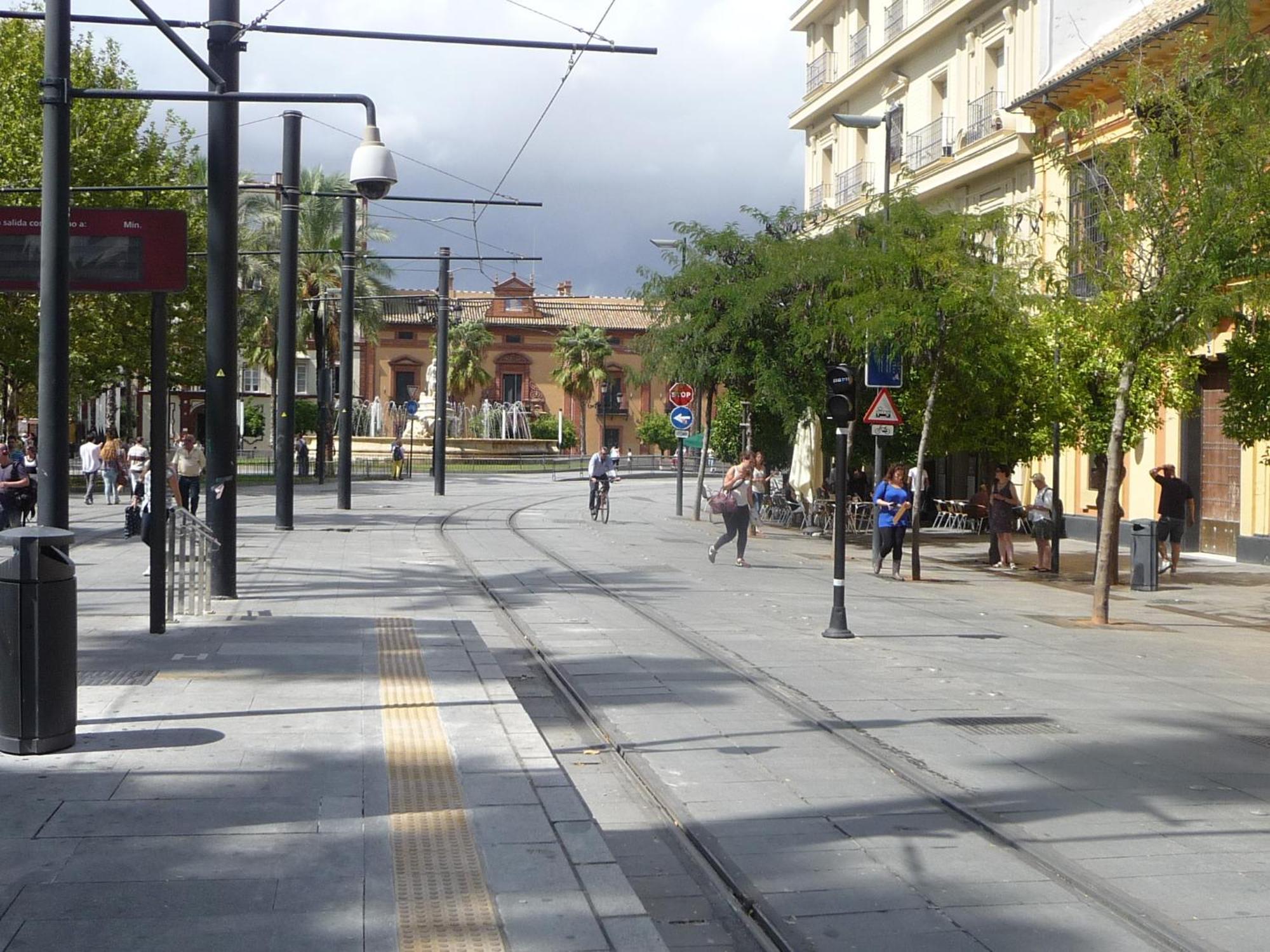Amplio Apartamento Plaza Nueva เซบีญา ภายนอก รูปภาพ