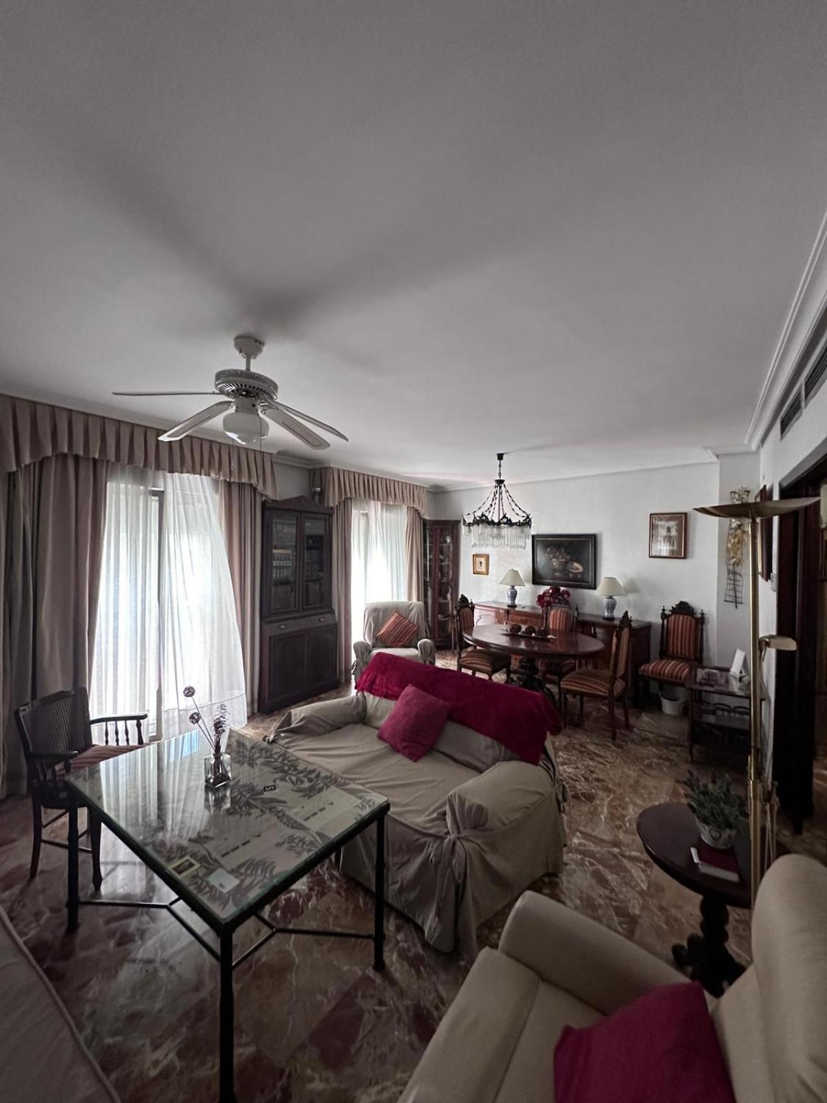 Amplio Apartamento Plaza Nueva เซบีญา ภายนอก รูปภาพ